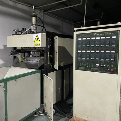 Macchine di termoformatura di plastica di 380V usate 7000kg per gli acquirenti