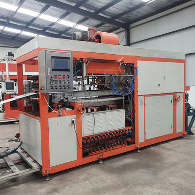 Utilizzato Blister Plastic Automatic Vacuum Forming Machine per la produzione di piastre usa e getta
