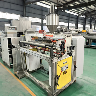 Estrusore di plastica personalizzato con sistema di controllo PLC Aumenta l'efficienza della produzione con la macchina di estrusione di plastica