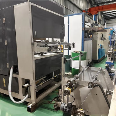 La macchina per la formazione a vuoto multifunzione produce prodotti da 0,12 mm a 2 mm